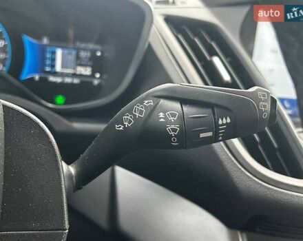 Білий Форд Сі-Макс, об'ємом двигуна 2 л та пробігом 246 тис. км за 10990 $, фото 15 на Automoto.ua