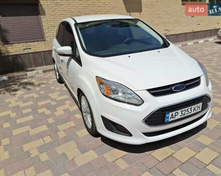 Белый Форд Си-Макс, объемом двигателя 2 л и пробегом 145 тыс. км за 13500 $, фото 5 на Automoto.ua