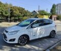 Білий Форд Сі-Макс, об'ємом двигуна 2 л та пробігом 138 тис. км за 12900 $, фото 5 на Automoto.ua