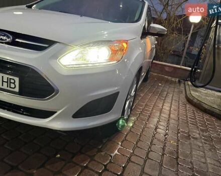 Белый Форд Си-Макс, объемом двигателя 2 л и пробегом 111 тыс. км за 15100 $, фото 12 на Automoto.ua