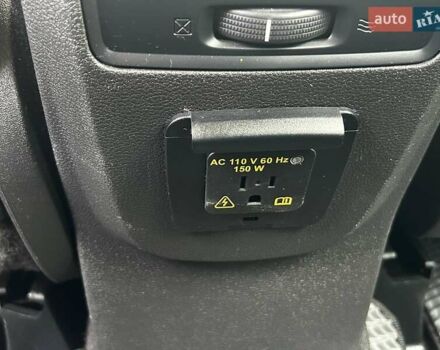 Білий Форд Сі-Макс, об'ємом двигуна 2 л та пробігом 246 тис. км за 10990 $, фото 25 на Automoto.ua