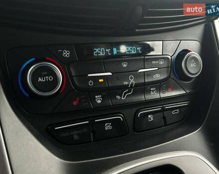 Білий Форд Сі-Макс, об'ємом двигуна 2 л та пробігом 246 тис. км за 10990 $, фото 19 на Automoto.ua