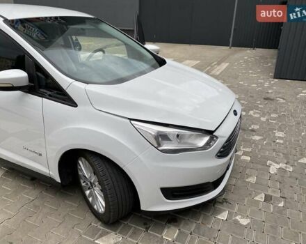 Белый Форд Си-Макс, объемом двигателя 2 л и пробегом 206 тыс. км за 12000 $, фото 31 на Automoto.ua