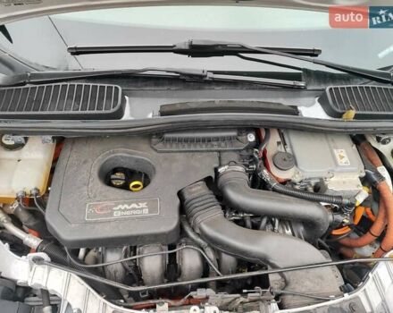 Белый Форд Си-Макс, объемом двигателя 2 л и пробегом 115 тыс. км за 13500 $, фото 6 на Automoto.ua