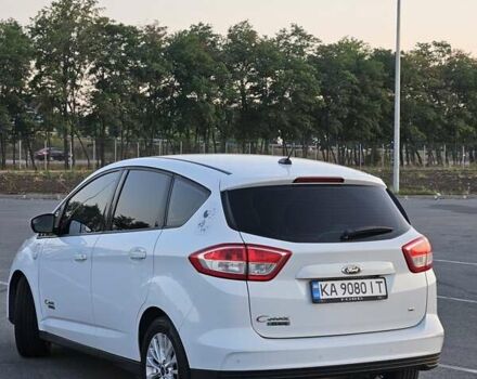 Белый Форд Си-Макс, объемом двигателя 2 л и пробегом 120 тыс. км за 13400 $, фото 10 на Automoto.ua