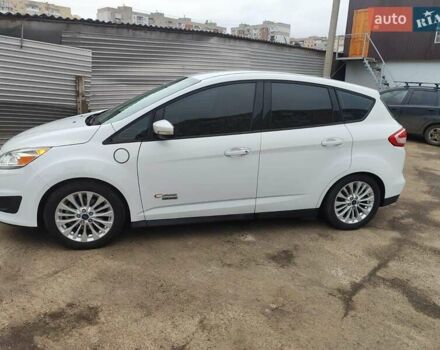 Белый Форд Си-Макс, объемом двигателя 2 л и пробегом 115 тыс. км за 13500 $, фото 2 на Automoto.ua