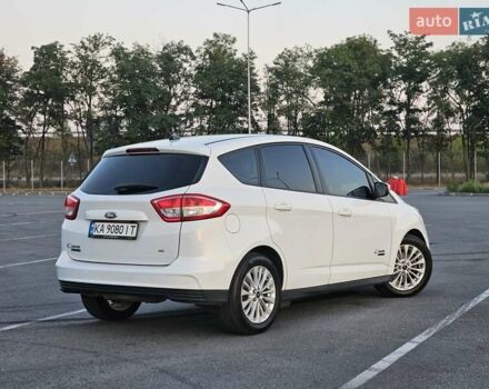 Белый Форд Си-Макс, объемом двигателя 2 л и пробегом 120 тыс. км за 13400 $, фото 4 на Automoto.ua