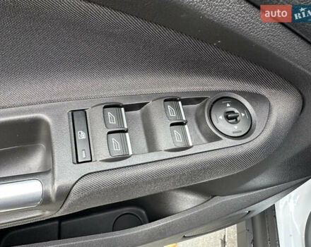 Белый Форд Си-Макс, объемом двигателя 1.5 л и пробегом 164 тыс. км за 12600 $, фото 35 на Automoto.ua