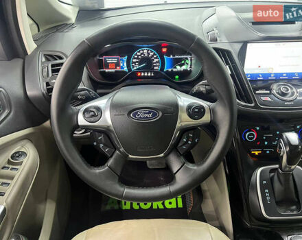 Форд Си-Макс 2018 в Одессе на Automoto.ua Белый Форд Си-Макс, объемом двигателя 2 л и пробегом 224 тыс. км за 14300 $, фото 7 на Automoto.ua