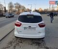 Білий Форд Сі-Макс, об'ємом двигуна 2 л та пробігом 135 тис. км за 10800 $, фото 5 на Automoto.ua