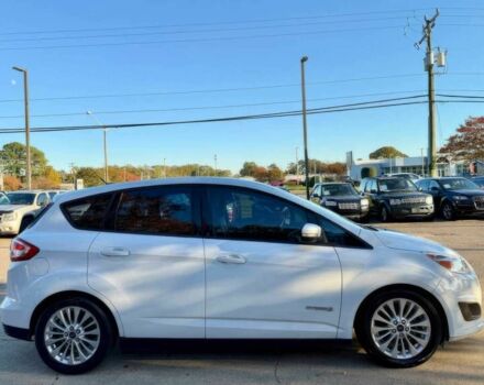 Білий Форд Сі-Макс, об'ємом двигуна 2 л та пробігом 41 тис. км за 7000 $, фото 3 на Automoto.ua