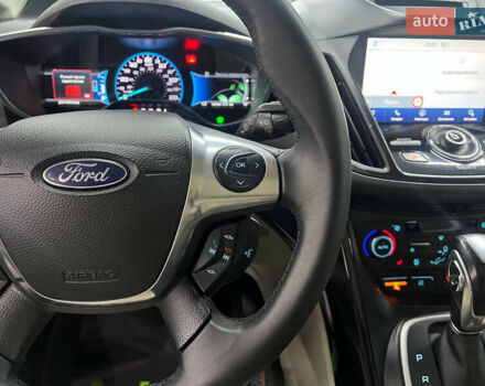 Форд Си-Макс 2018 в Одессе на Automoto.ua Белый Форд Си-Макс, объемом двигателя 2 л и пробегом 224 тыс. км за 14300 $, фото 9 на Automoto.ua