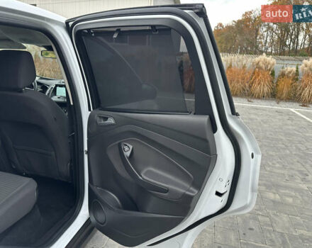 Белый Форд Си-Макс, объемом двигателя 1.5 л и пробегом 164 тыс. км за 12600 $, фото 32 на Automoto.ua