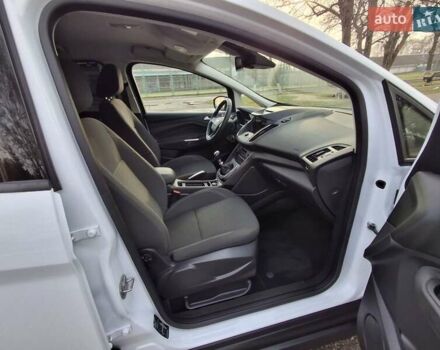 Белый Форд Си-Макс, объемом двигателя 1.5 л и пробегом 120 тыс. км за 12750 $, фото 1 на Automoto.ua