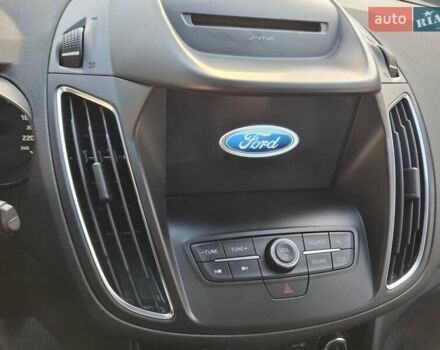 Белый Форд Си-Макс, объемом двигателя 1.5 л и пробегом 120 тыс. км за 12750 $, фото 59 на Automoto.ua