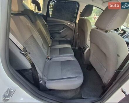 Белый Форд Си-Макс, объемом двигателя 1.5 л и пробегом 120 тыс. км за 12750 $, фото 6 на Automoto.ua