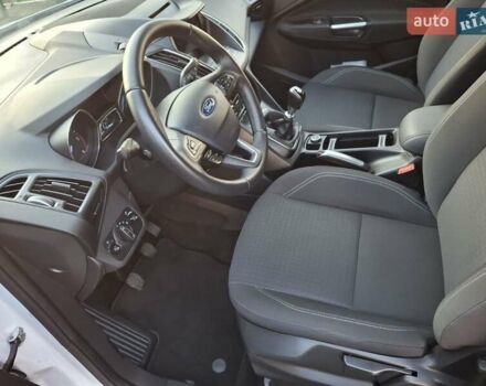 Белый Форд Си-Макс, объемом двигателя 1.5 л и пробегом 120 тыс. км за 12750 $, фото 17 на Automoto.ua