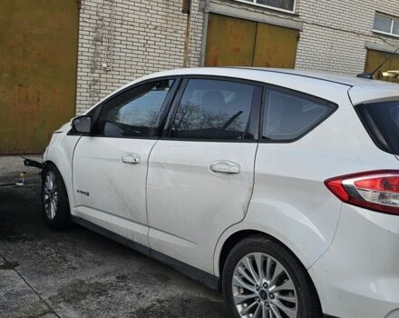 Білий Форд Сі-Макс, об'ємом двигуна 2 л та пробігом 156 тис. км за 8000 $, фото 2 на Automoto.ua