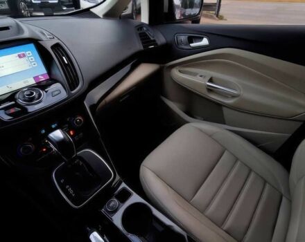 Белый Форд Си-Макс, объемом двигателя 2 л и пробегом 38 тыс. км за 8500 $, фото 9 на Automoto.ua