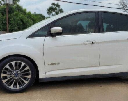 Белый Форд Си-Макс, объемом двигателя 2 л и пробегом 38 тыс. км за 8500 $, фото 3 на Automoto.ua