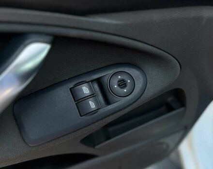 Белый Форд Си-Макс, объемом двигателя 1.6 л и пробегом 130 тыс. км за 6000 $, фото 14 на Automoto.ua