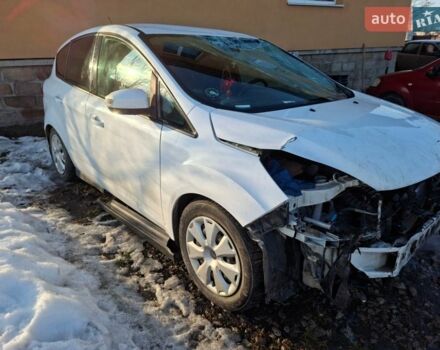 Белый Форд Си-Макс, объемом двигателя 1.56 л и пробегом 203 тыс. км за 2500 $, фото 1 на Automoto.ua