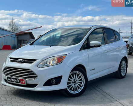 Белый Форд Си-Макс, объемом двигателя 2 л и пробегом 154 тыс. км за 11190 $, фото 1 на Automoto.ua