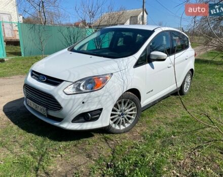 Белый Форд Си-Макс, объемом двигателя 2 л и пробегом 251 тыс. км за 7900 $, фото 1 на Automoto.ua