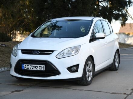 Форд Си-Макс 2013 в Ровно на Automoto.ua Белый Форд Си-Макс, объемом двигателя 1 л и пробегом 130 тыс. км за 7400 $, фото 1 на Automoto.ua