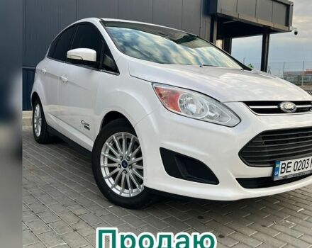 Белый Форд Си-Макс, объемом двигателя 2 л и пробегом 215 тыс. км за 10000 $, фото 1 на Automoto.ua