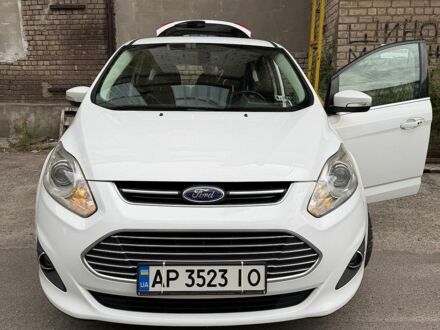 Білий Форд Сі-Макс, об'ємом двигуна 2 л та пробігом 150 тис. км за 11000 $, фото 1 на Automoto.ua