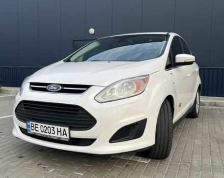 Белый Форд Си-Макс, объемом двигателя 2 л и пробегом 210 тыс. км за 9537 $, фото 1 на Automoto.ua