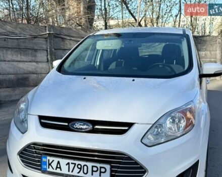Белый Форд Си-Макс, объемом двигателя 2 л и пробегом 57 тыс. км за 12999 $, фото 1 на Automoto.ua