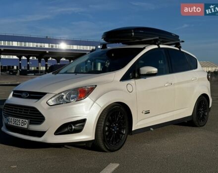Белый Форд Си-Макс, объемом двигателя 2 л и пробегом 155 тыс. км за 14000 $, фото 1 на Automoto.ua