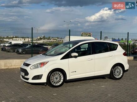 Форд Си-Макс 2015 в Одессе на Automoto.ua Белый Форд Си-Макс, объемом двигателя 2 л и пробегом 178 тыс. км за 11400 $, фото 1 на Automoto.ua