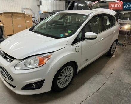 Белый Форд Си-Макс, объемом двигателя 2 л и пробегом 165 тыс. км за 9950 $, фото 1 на Automoto.ua