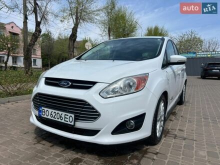 Белый Форд Си-Макс, объемом двигателя 2 л и пробегом 215 тыс. км за 13000 $, фото 1 на Automoto.ua