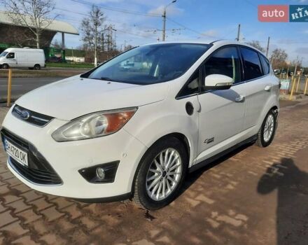 Белый Форд Си-Макс, объемом двигателя 2 л и пробегом 145 тыс. км за 10999 $, фото 1 на Automoto.ua