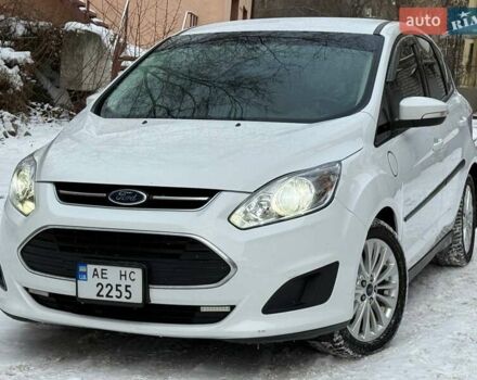 Белый Форд Си-Макс, объемом двигателя 2 л и пробегом 135 тыс. км за 11500 $, фото 1 на Automoto.ua