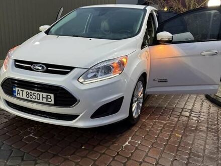 Белый Форд Си-Макс, объемом двигателя 2 л и пробегом 111 тыс. км за 15100 $, фото 1 на Automoto.ua