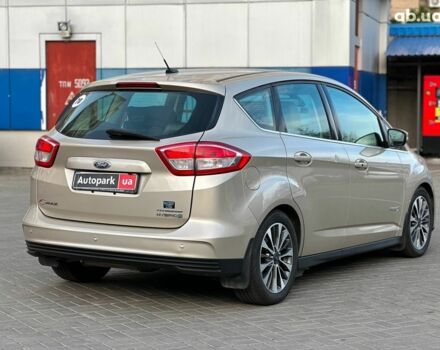 Бежевый Форд Си-Макс, объемом двигателя 2 л и пробегом 228 тыс. км за 15490 $, фото 3 на Automoto.ua