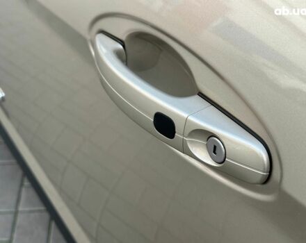 Бежевый Форд Си-Макс, объемом двигателя 2 л и пробегом 228 тыс. км за 15490 $, фото 7 на Automoto.ua