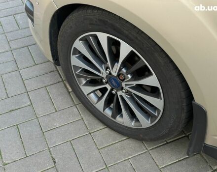 Бежевый Форд Си-Макс, объемом двигателя 2 л и пробегом 228 тыс. км за 15490 $, фото 6 на Automoto.ua