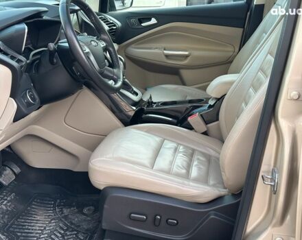 Бежевый Форд Си-Макс, объемом двигателя 2 л и пробегом 228 тыс. км за 15490 $, фото 9 на Automoto.ua