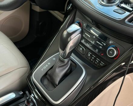 Бежевый Форд Си-Макс, объемом двигателя 2 л и пробегом 228 тыс. км за 15490 $, фото 28 на Automoto.ua