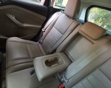 Бежевый Форд Си-Макс, объемом двигателя 2 л и пробегом 225 тыс. км за 11600 $, фото 5 на Automoto.ua