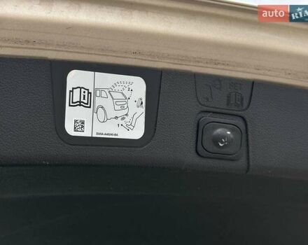 Бежевий Форд Сі-Макс, об'ємом двигуна 2 л та пробігом 167 тис. км за 14250 $, фото 85 на Automoto.ua