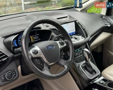 Бежевий Форд Сі-Макс, об'ємом двигуна 2 л та пробігом 162 тис. км за 14250 $, фото 70 на Automoto.ua
