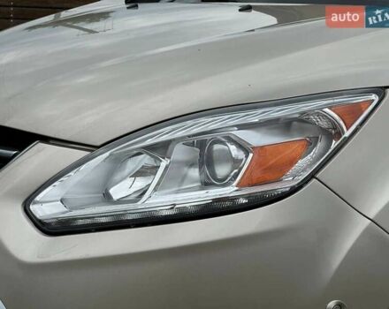 Бежевий Форд Сі-Макс, об'ємом двигуна 2 л та пробігом 167 тис. км за 14250 $, фото 5 на Automoto.ua