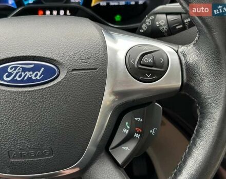 Бежевий Форд Сі-Макс, об'ємом двигуна 2 л та пробігом 167 тис. км за 14250 $, фото 65 на Automoto.ua